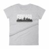 Chicago The Windy City Skyline and Reflection Women's T-Shirt - Image 7