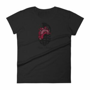 Never Fearful Heart Hand Grenade Retro Art Women's T-Shirt - Image 2